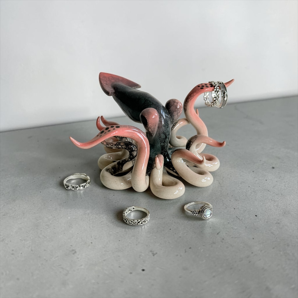 Squid ring holder / by Tim Mikus|3616