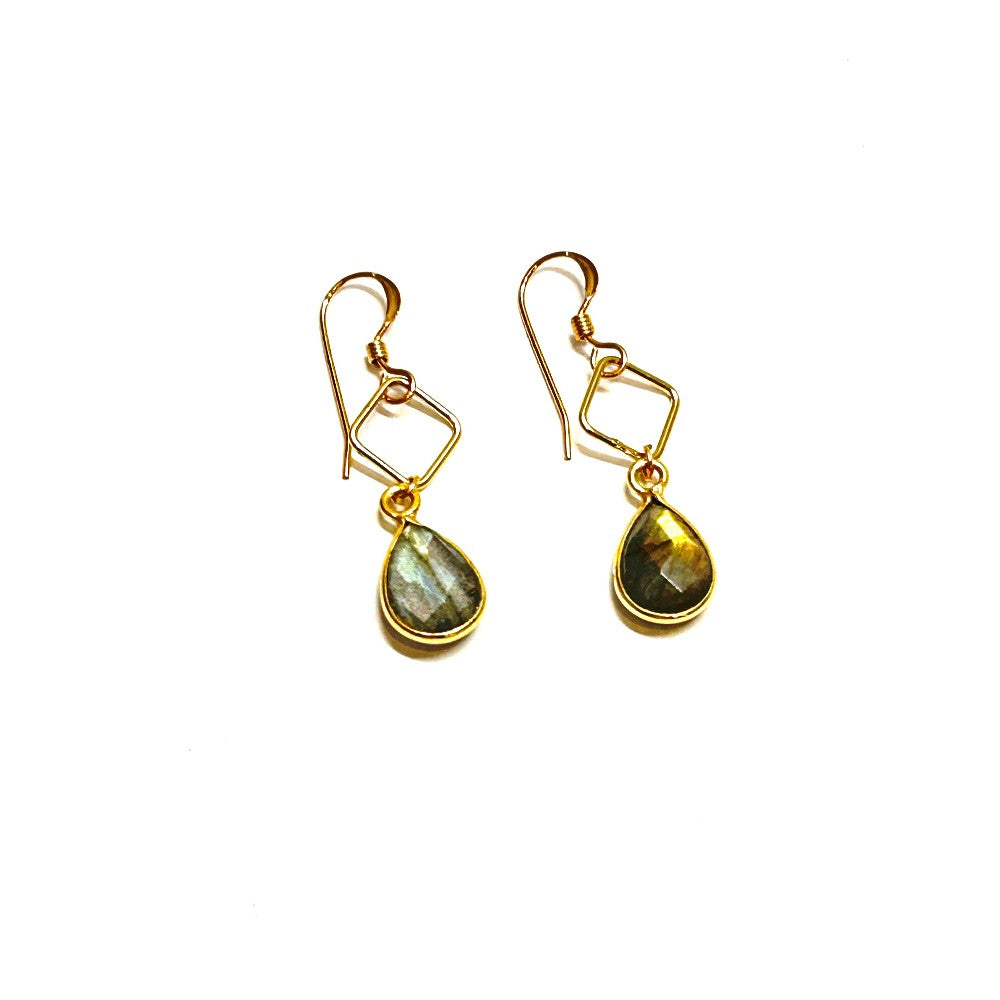 Labradorite Teardrop on Open sq. Link Earrings 14kgf - by Sarita Kamat|3844