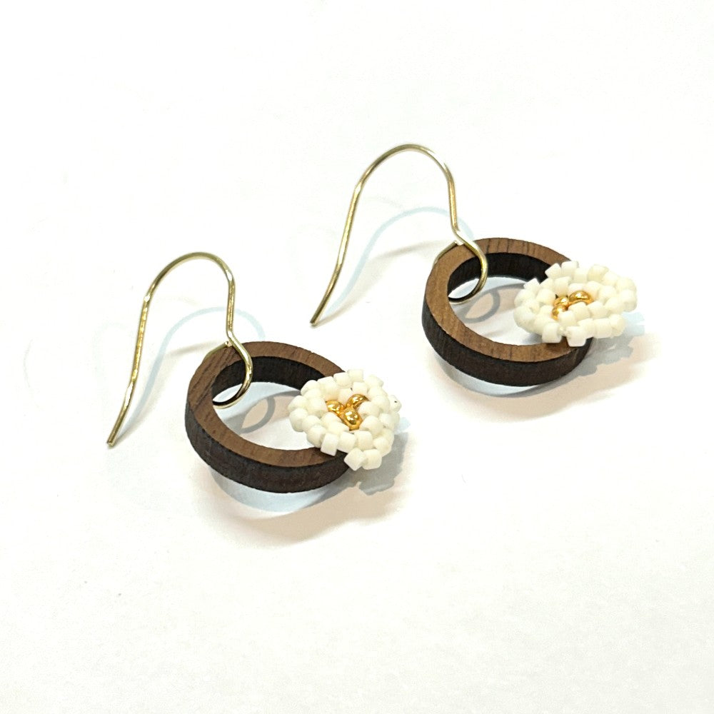EARRINGS BLOOM HOOPS IVORY - by Shelby Koester|3797