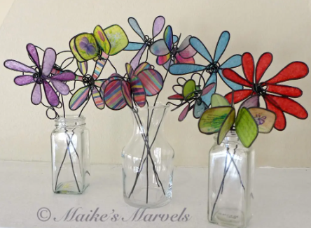Stained glass flowers made by Maike's Marvels