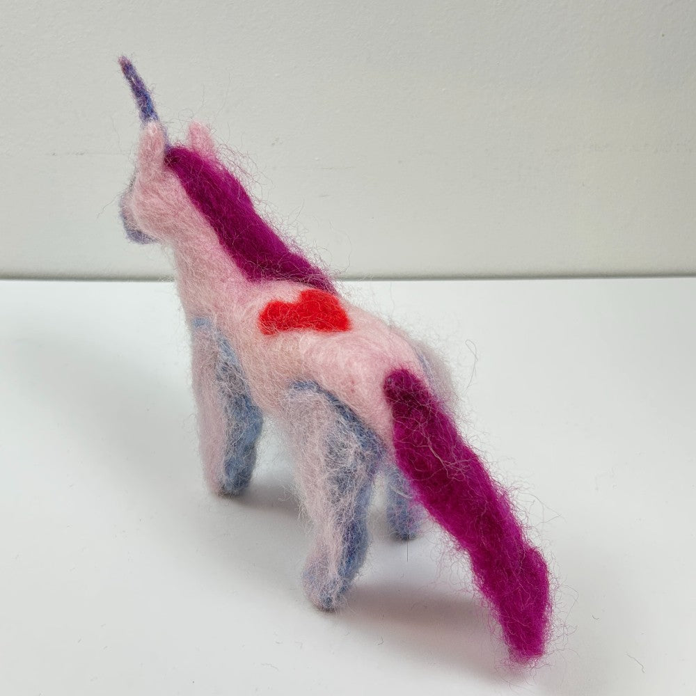 Cynthia the Unicorn by Gina Laguzza|4548