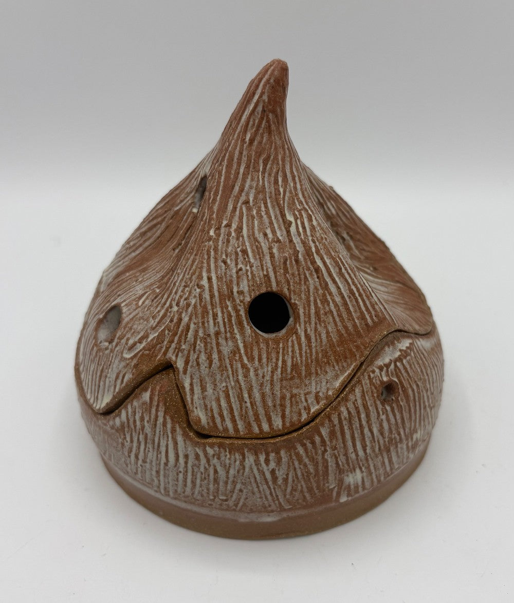 Ceramic Garlic Keep  -  by Neal Stamell|3416