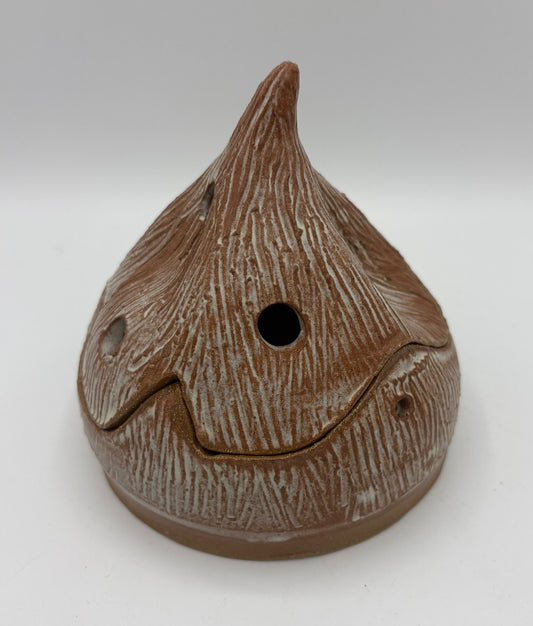 Ceramic Garlic Keep  -  by Neal Stamell|3416