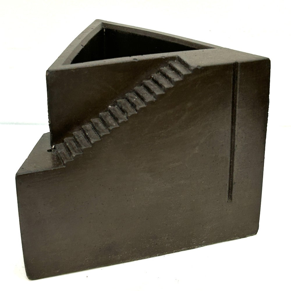 Modern Architectural Concrete Planter - by Hirman Ahmed|5589