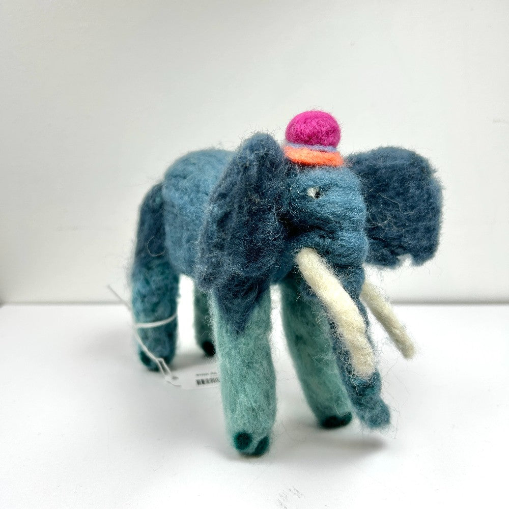 Jordan The Elephant- by Gina Laguzza|4906