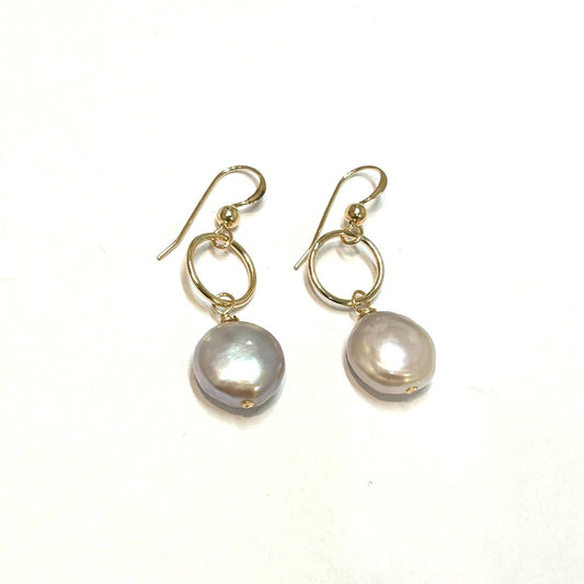 Gray Freshwater Coin Pearl on open circle link Earrings 14K gold filled - by Sarita Kamat|3808