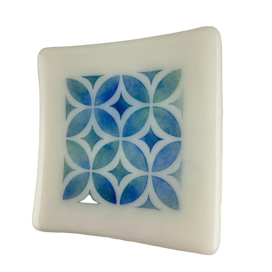 White - B/G MCM Pattern Dish - by Janet Van DeCarr|4018