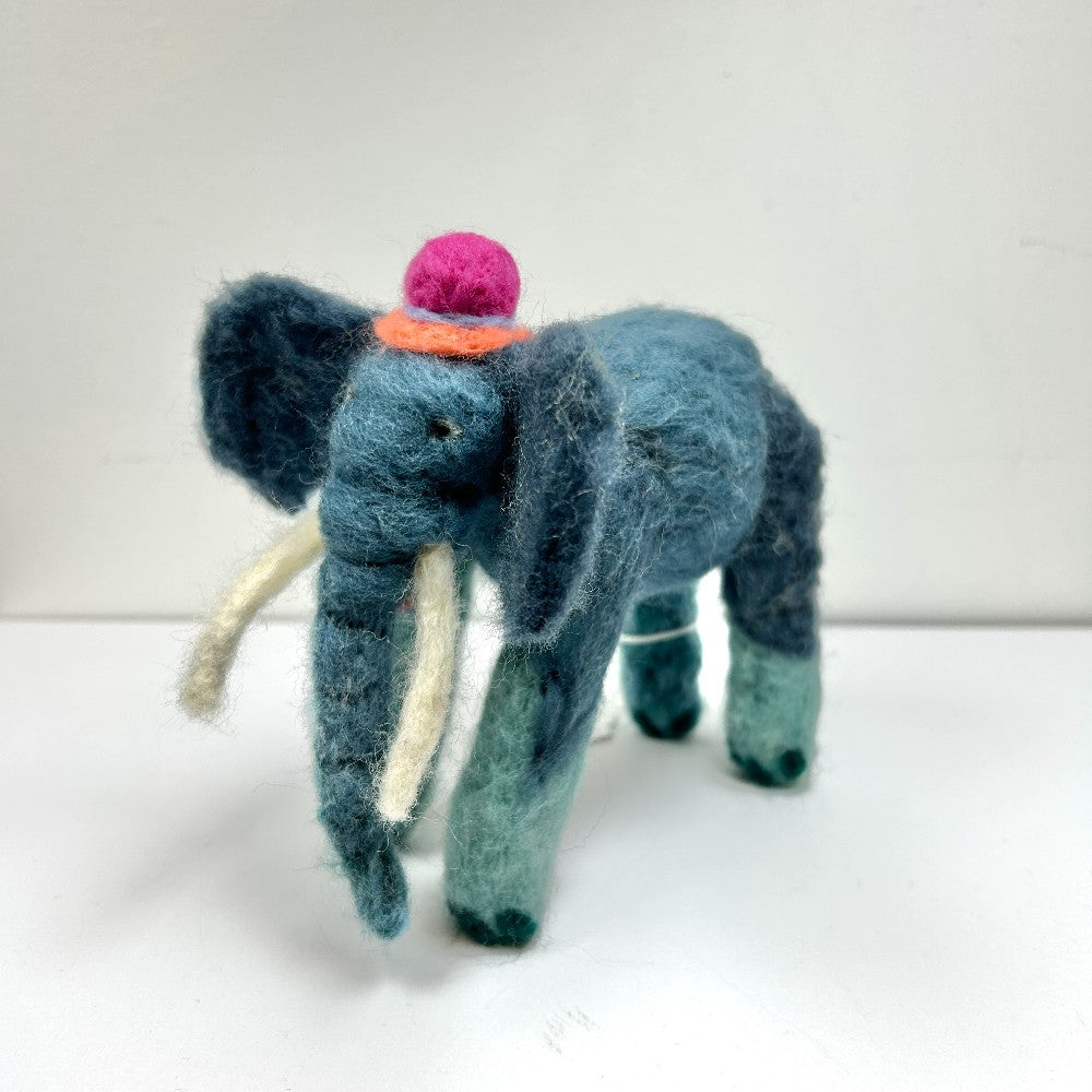 Jordan The Elephant- by Gina Laguzza|4903