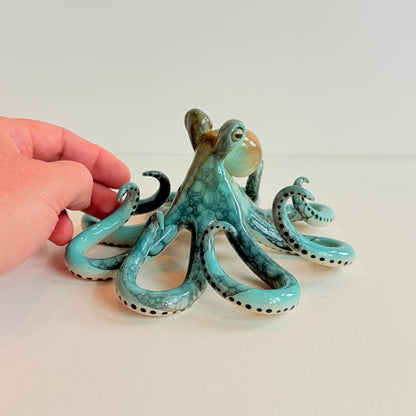 Octopus table top figurine by Tim Mikus|5289