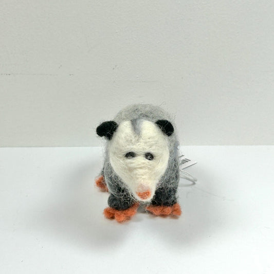 Molly - The Opossum- by Gina Laguzza|4752