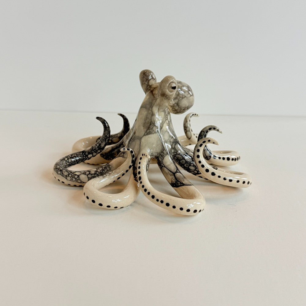 Octopus table top figurine by Tim Mikus|5300