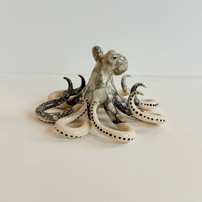 Octopus table top figurine by Tim Mikus|5300