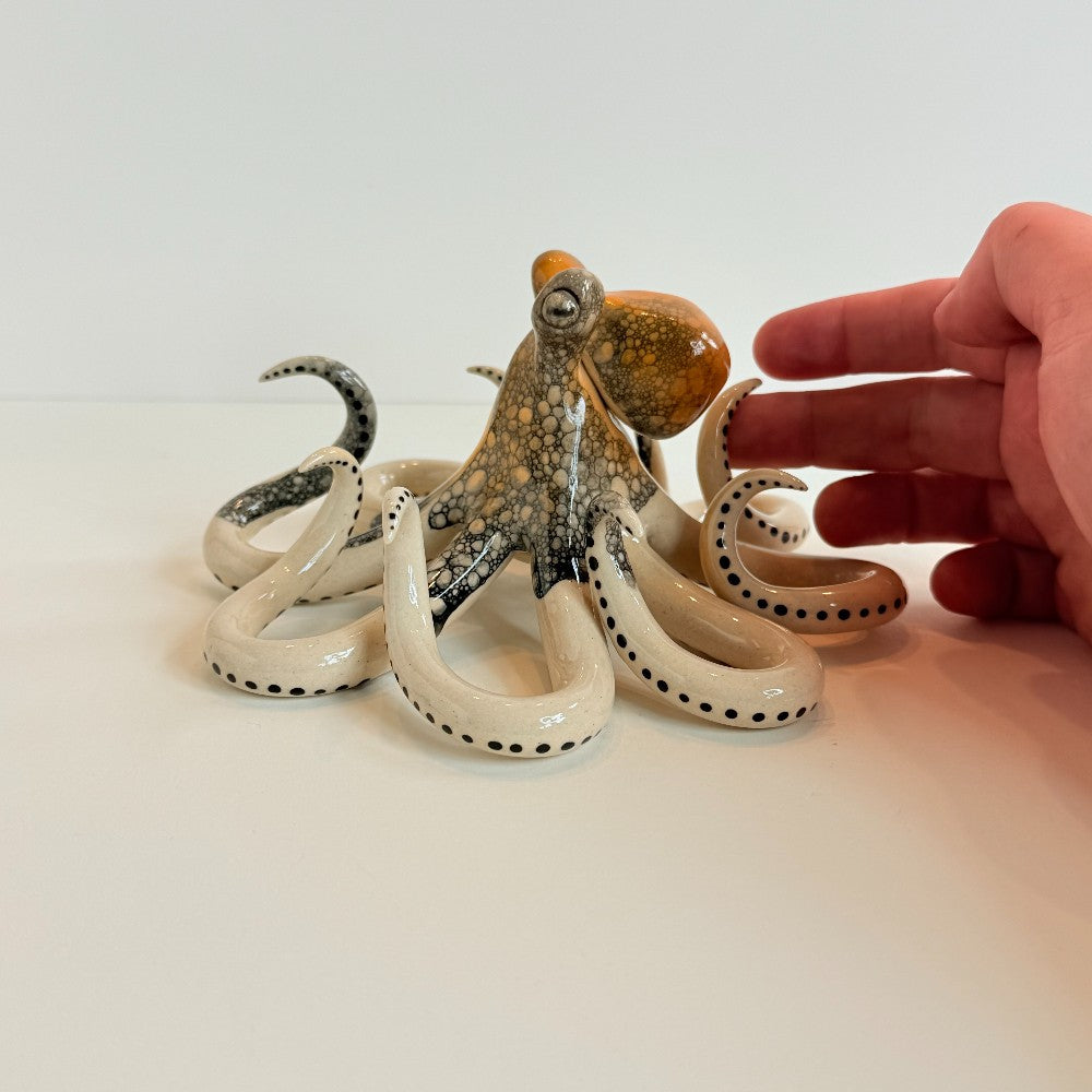 Octopus table top figurine by Tim Mikus|5305